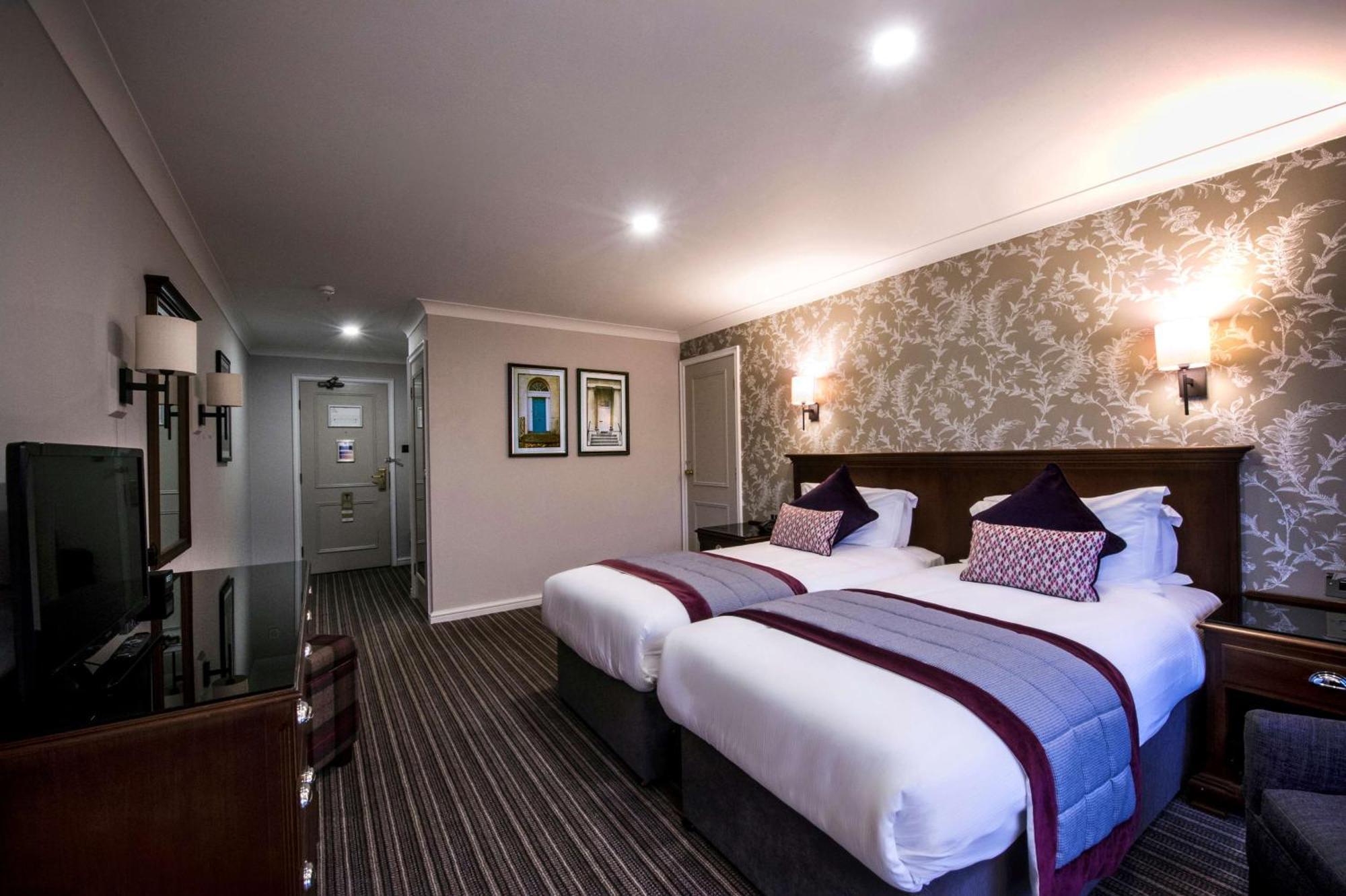 Hotel Doubletree By Hilton Cheltenham