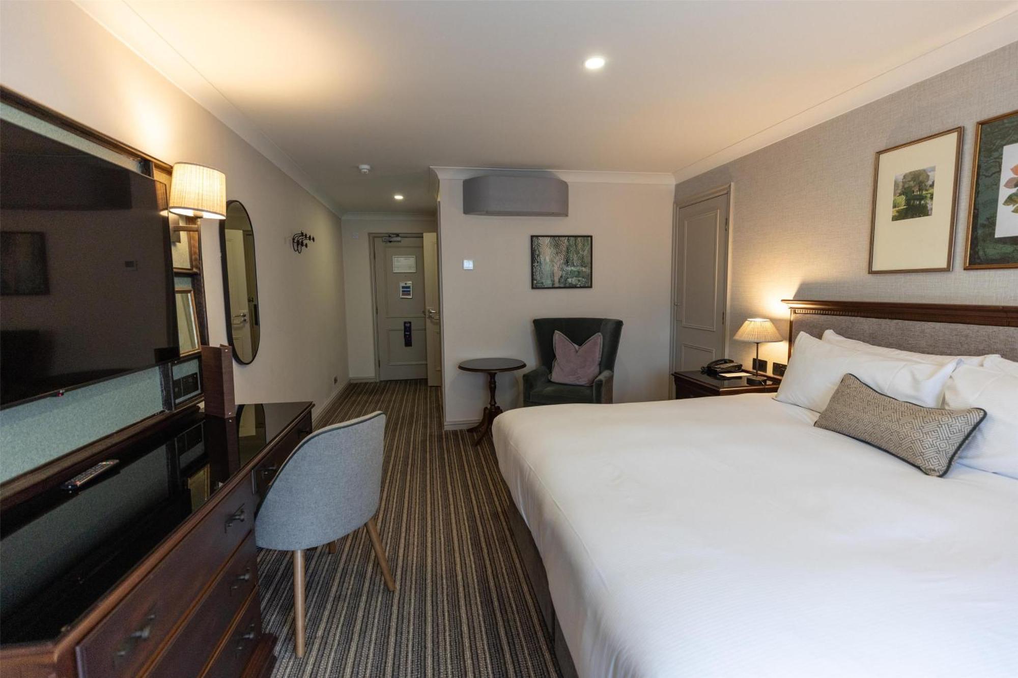 Hotel Doubletree By Hilton Cheltenham-cotswolds Cheltenham